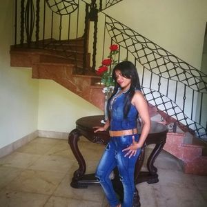 Meet your Posher, Marcia